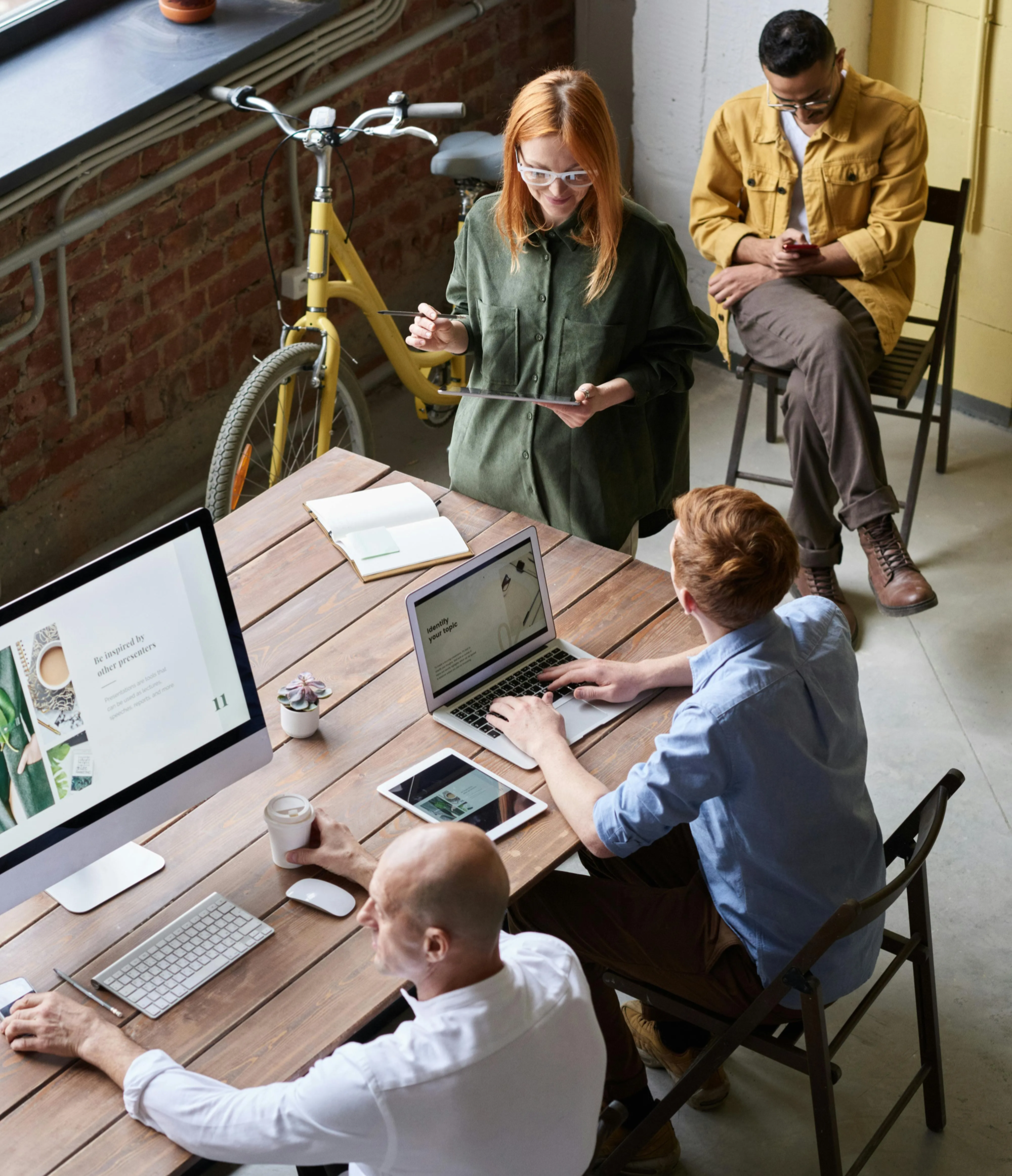 N&oacute;mada digital trabajando remotamente desde Espa&ntilde;a